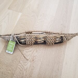 Vintage Aveda Woven Rattan And‎ Seagrass Basket With 5 Soap Spheres